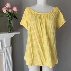 Medium Old Navy Top brand new! Yellow stripes